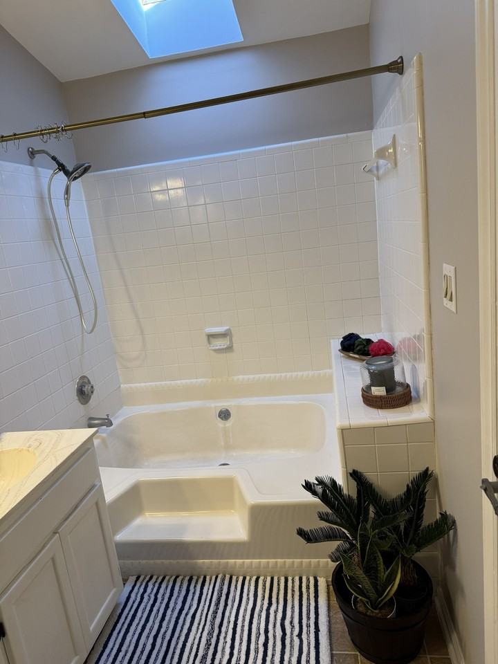 2010 Dembrigh Lane - Photo 4 of 50