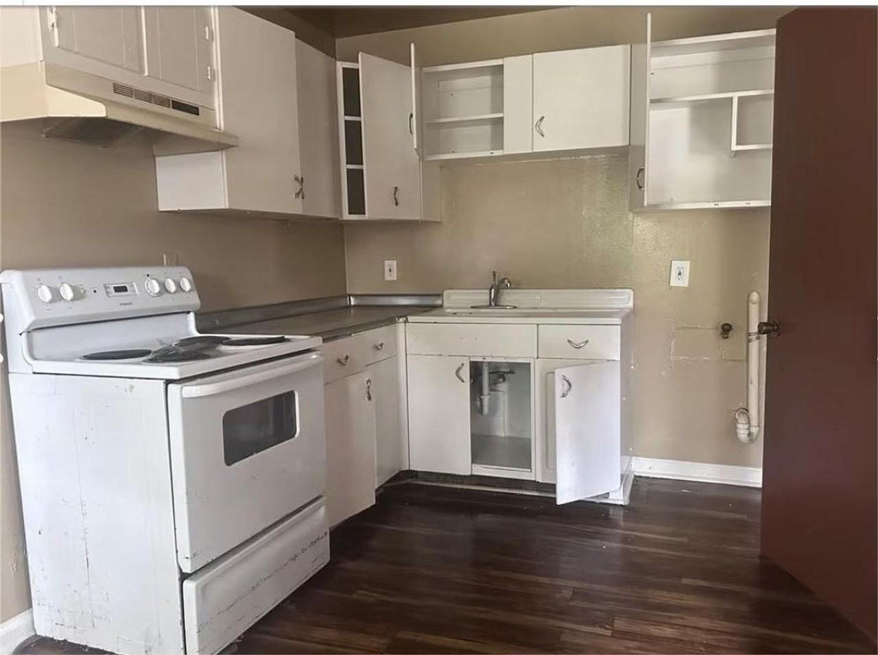 1831 Austin St - Photo 4 of 4