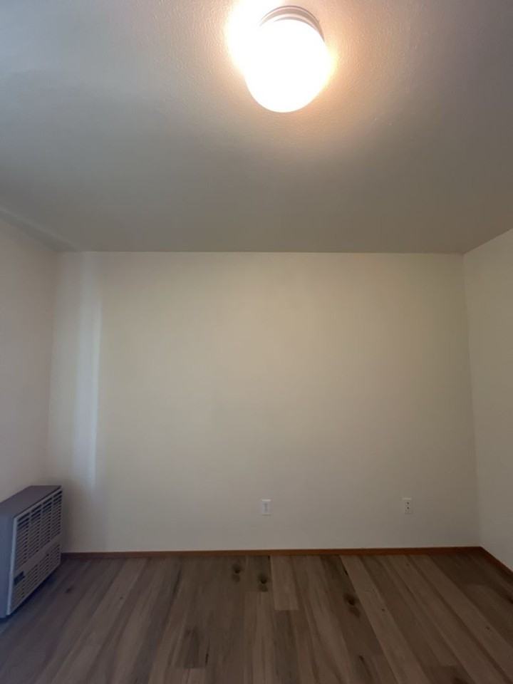 Salish Square Apartments - Photo 7 of 12