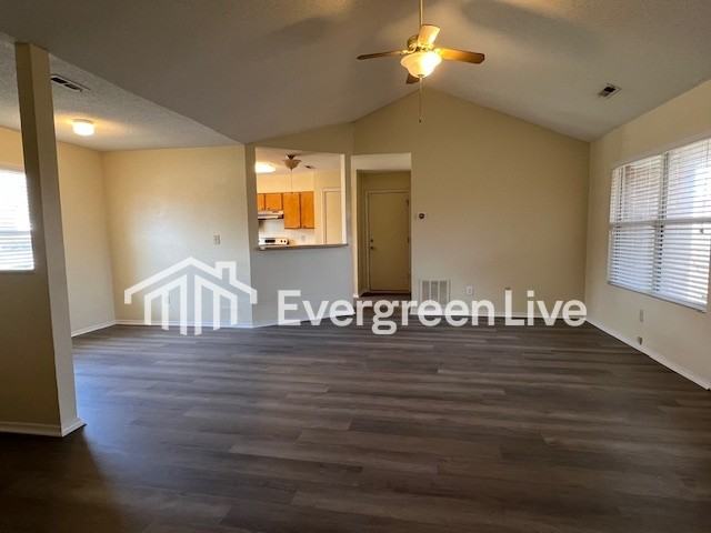 206 Bellflower Cir - Photo 6 of 20