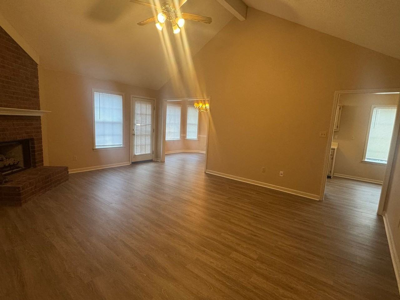 1433 Milestone Dr - Photo 3 of 14