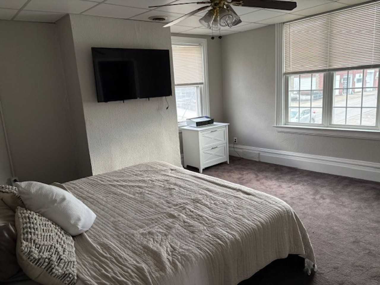 223 4th St 2nd Fl - Photo 5 of 10