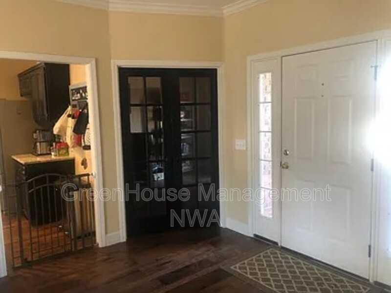 1207 N Mallard Ln #1207MALL - Photo 2 of 14