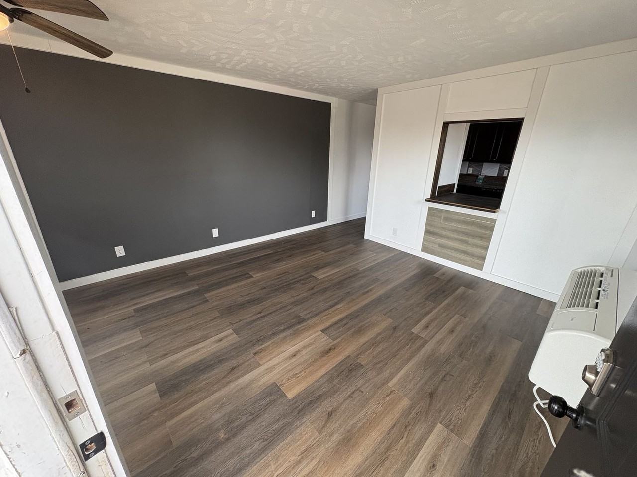 Hillwood Villas - Photo 3 of 12