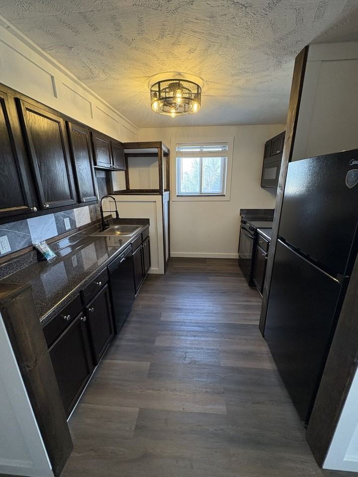 Hillwood Villas - Photo 6 of 12