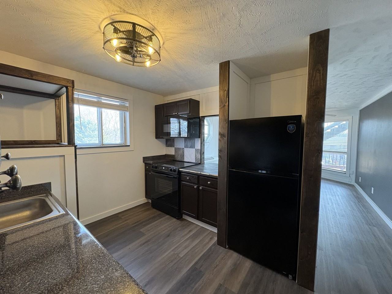 Hillwood Villas - Photo 7 of 12