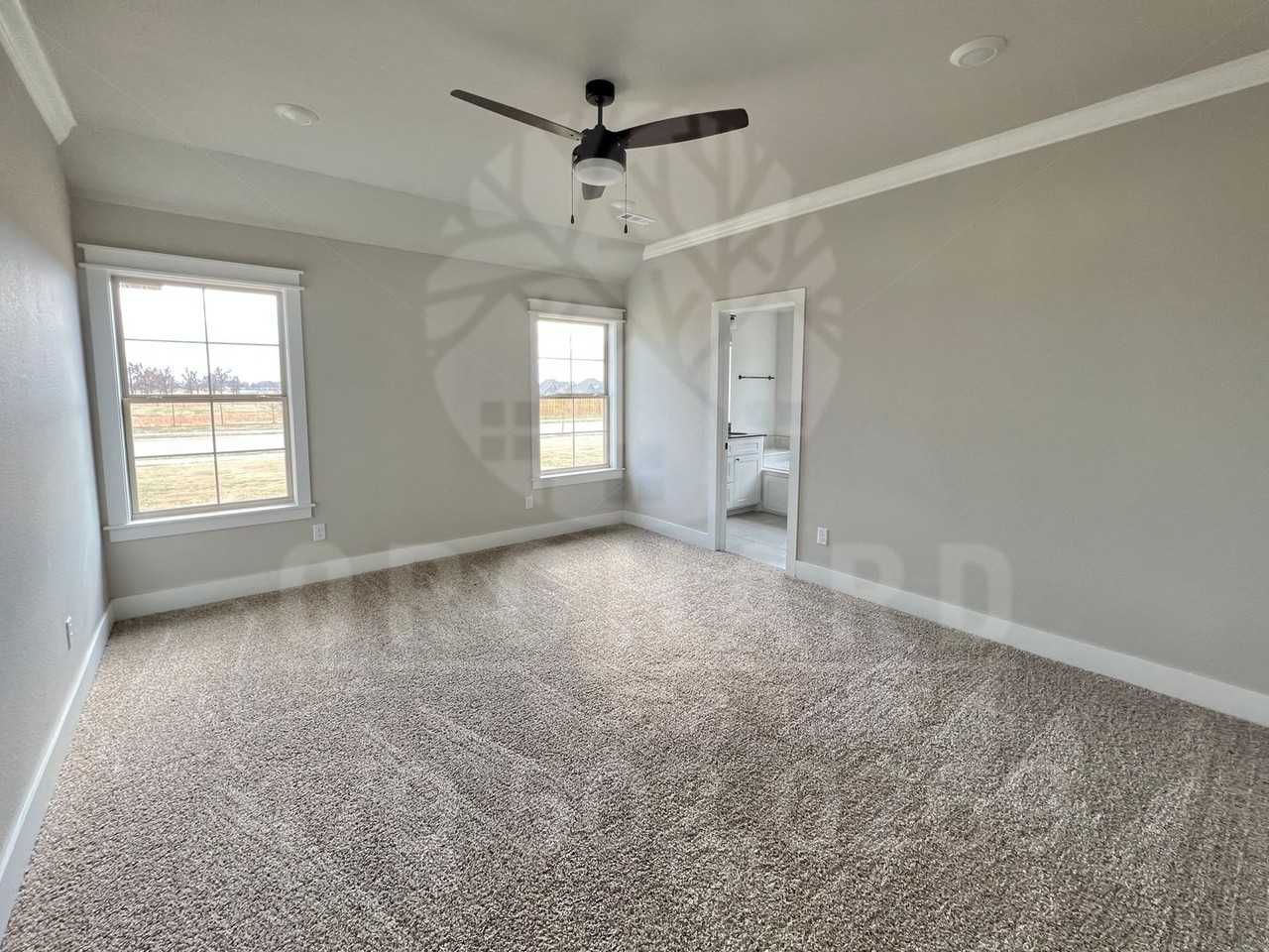 739 Woodplains Ave - Photo 5 of 16