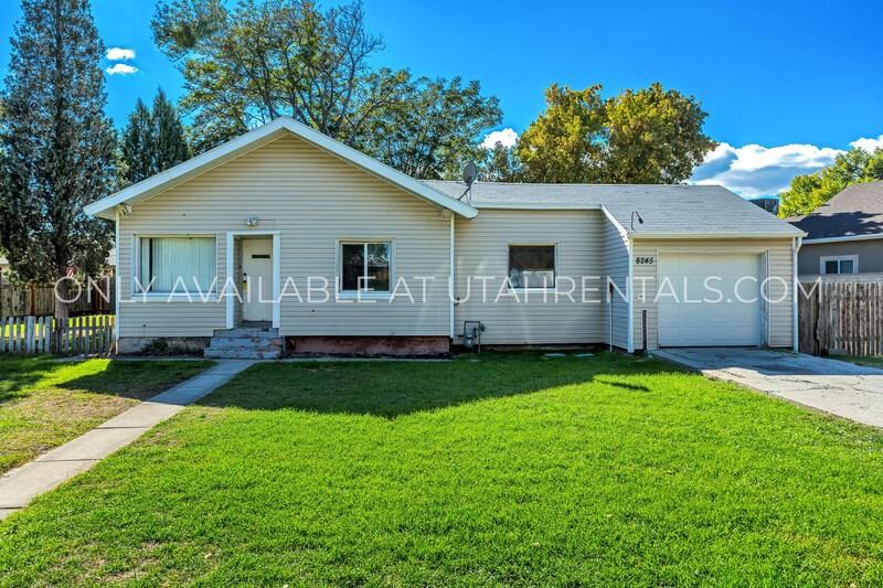 8245 Ws - Photo 2 of 18