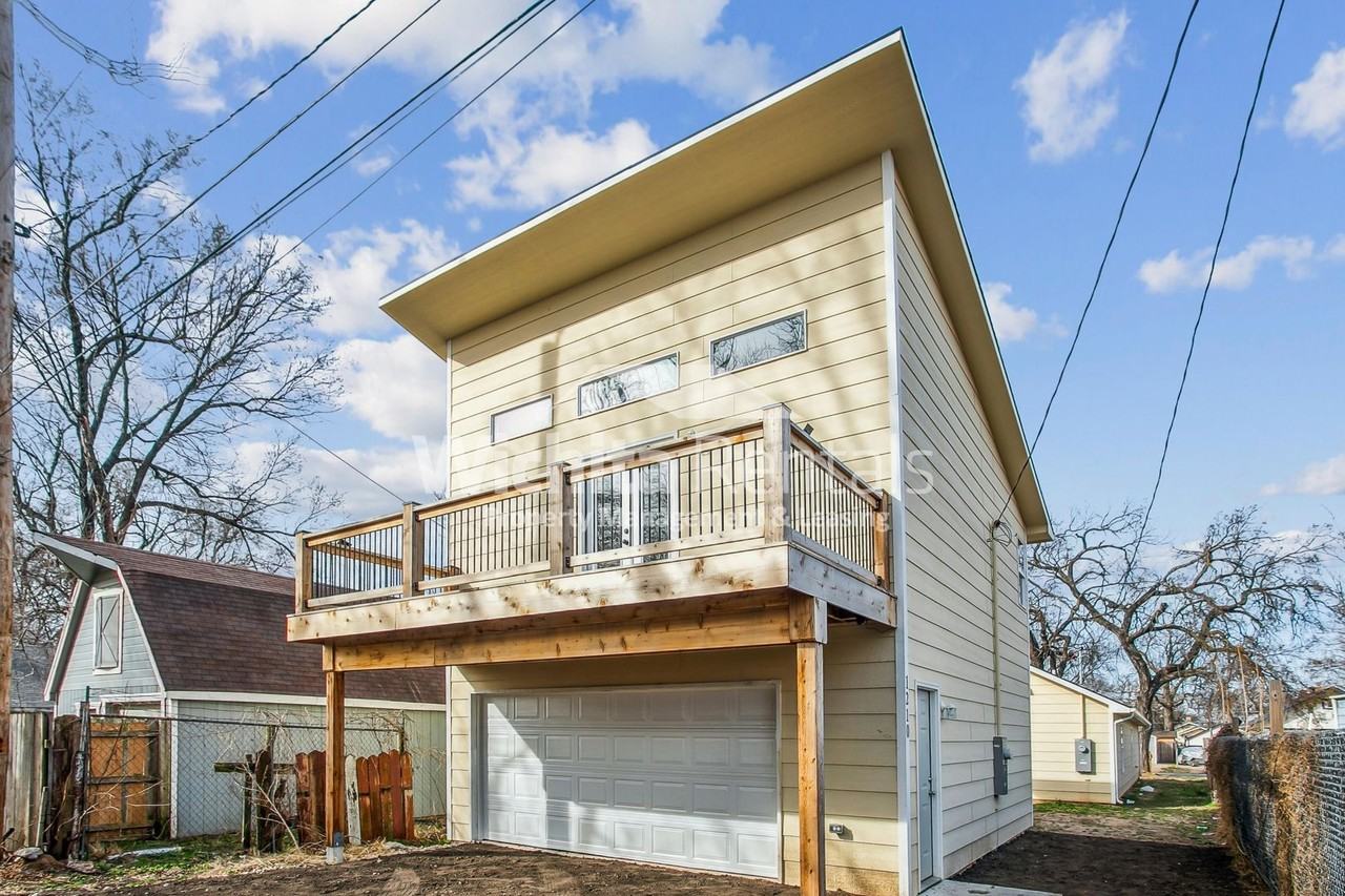 1208 S Pattie St - Photo 2 of 13