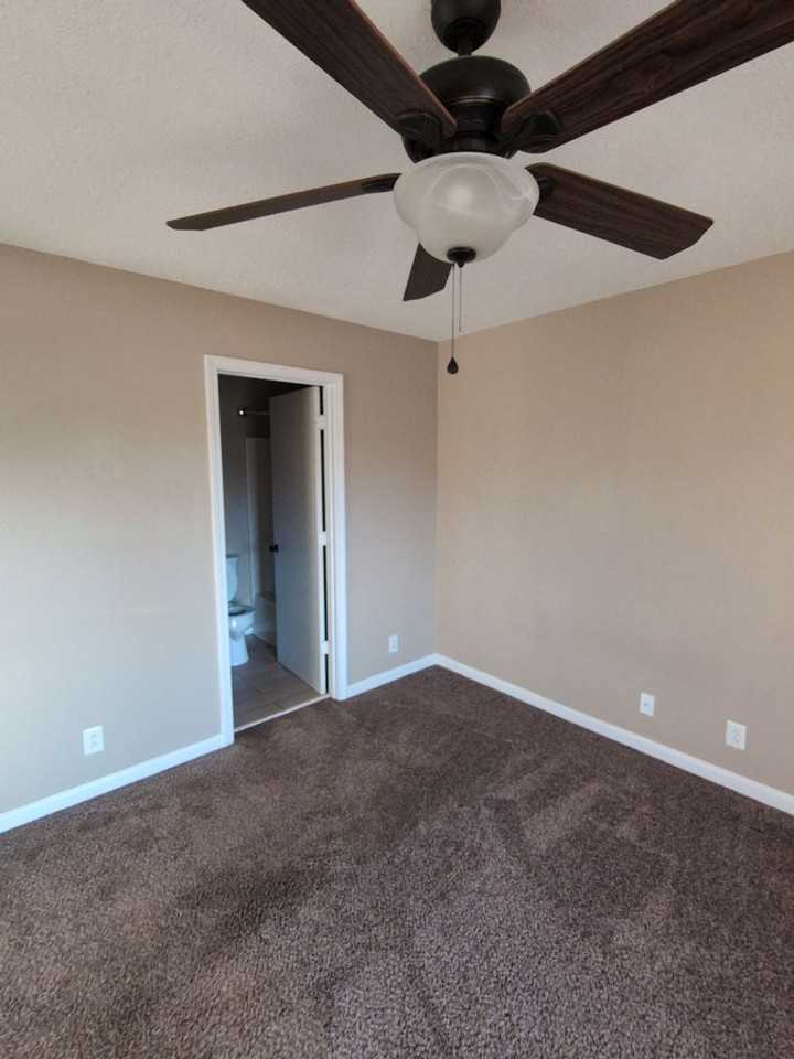 1319 Chucker Dr - Photo 6 of 11