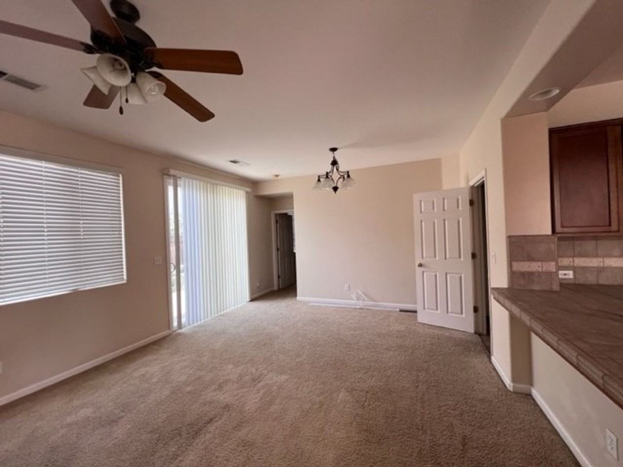 1525 N Asciano Ct - Photo 7 of 18