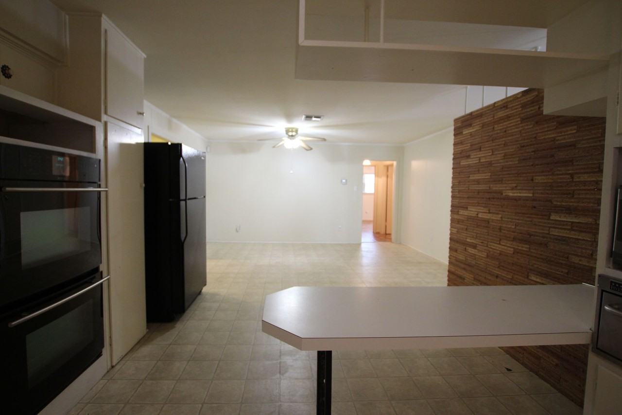 2900 Meadowlark Ln - Photo 7 of 22