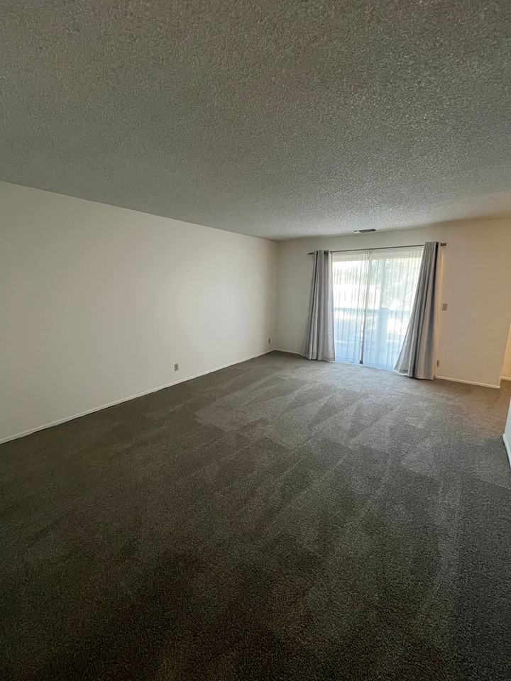 Hanover North Studios - Photo 2 of 11