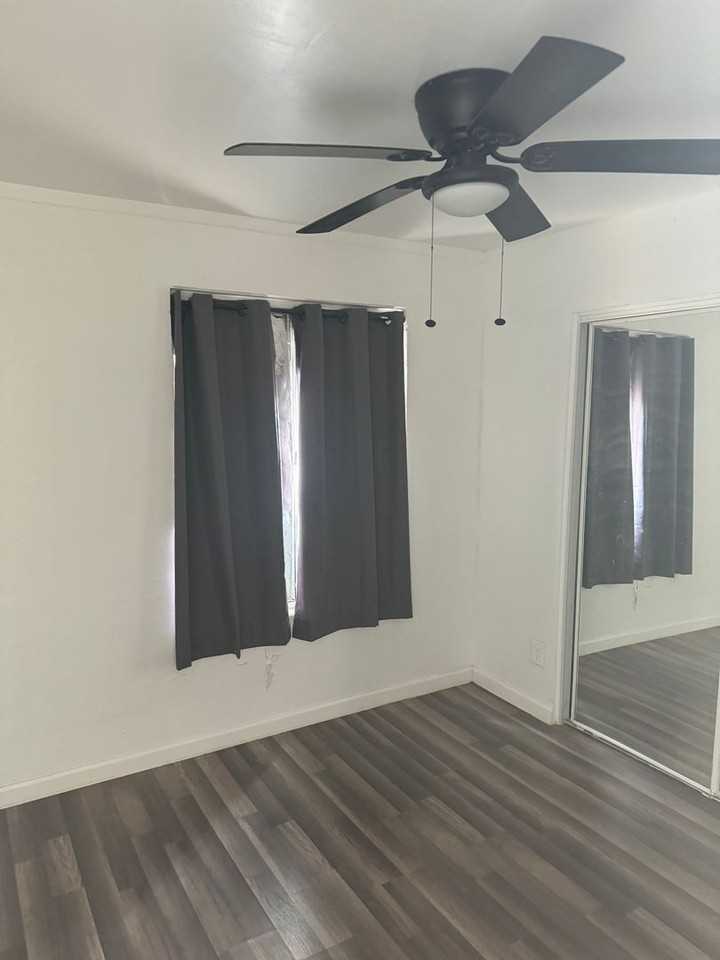 940 N Sonora St - Photo 6 of 12