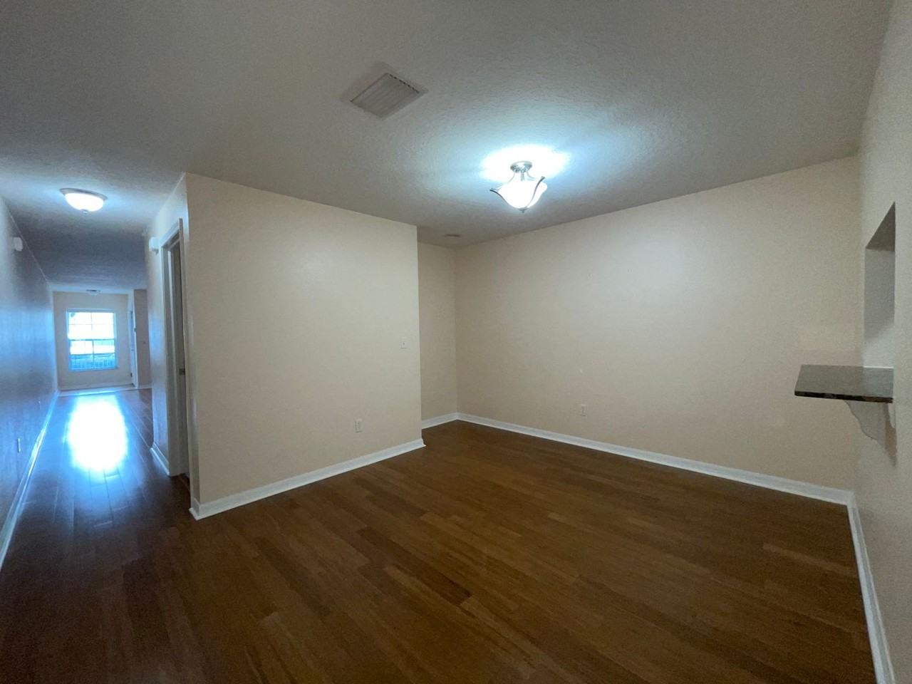 5361 River Rock Rd - Photo 7 of 20