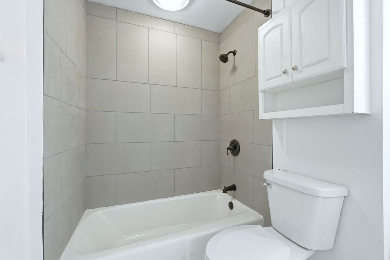 1805 Folsom Ln - Photo 6 of 41