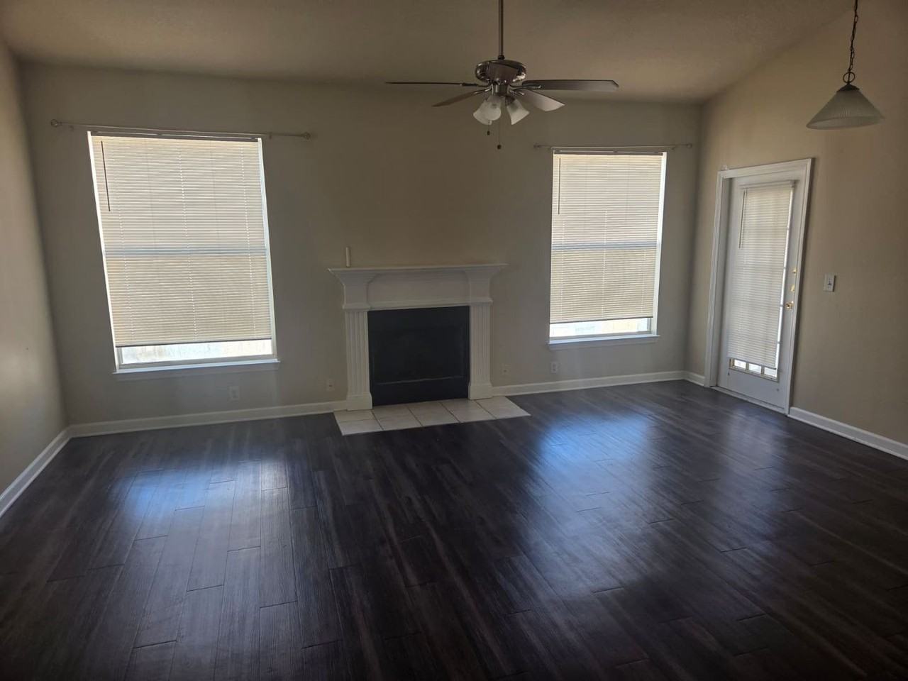 10455 Villa View Cir - Photo 5 of 11