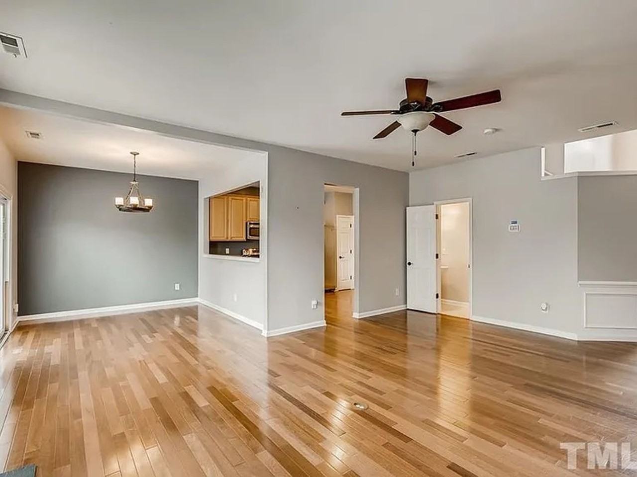 5635 Berry Creek Cir - Photo 6 of 26