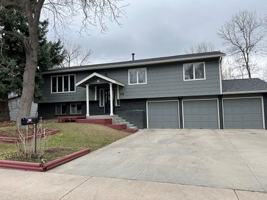 featured image of 319 Bluebird Ct