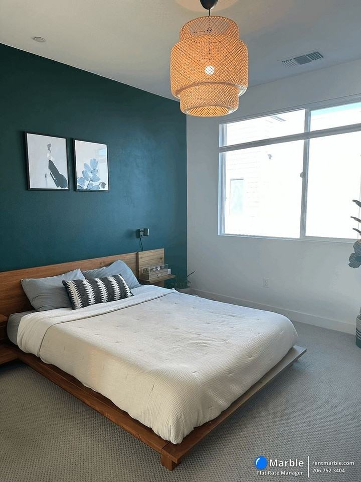 160 Uptown Cir - Photo 7 of 19