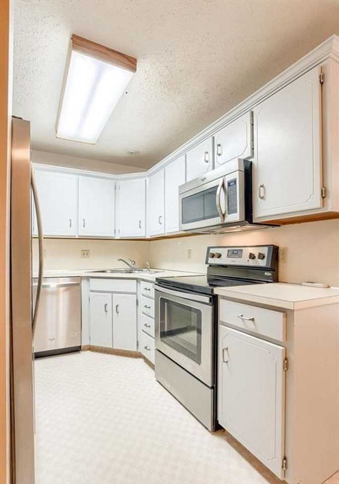 309 E 17th Ave - Photo 4 of 18