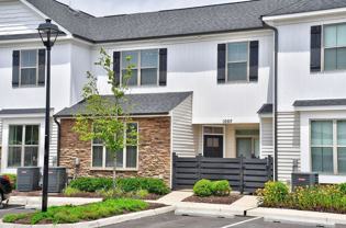 1007 Kathy Ann Way W - Photo 1 of 1