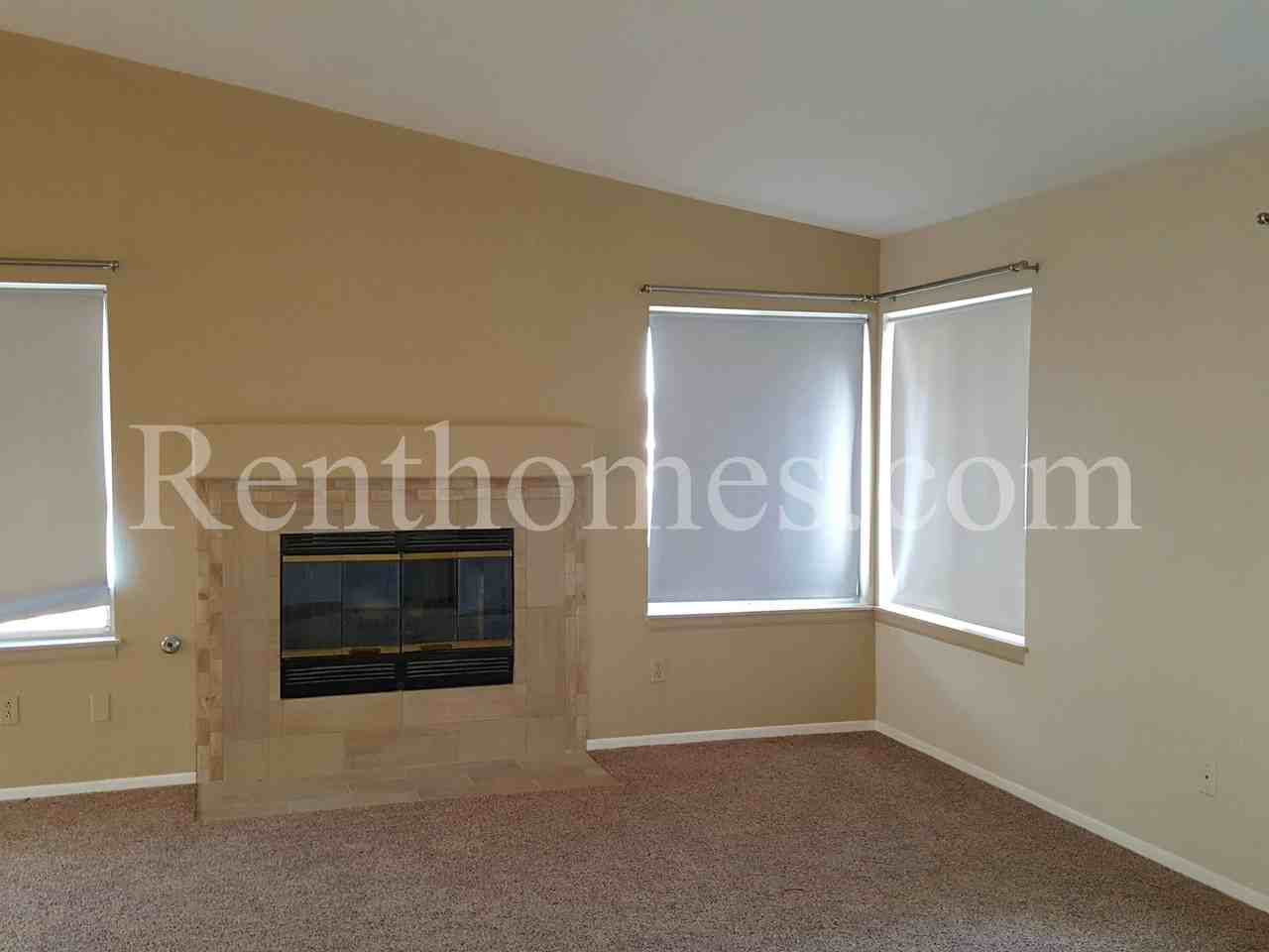 9929 Via De Oro - Photo 4 of 26