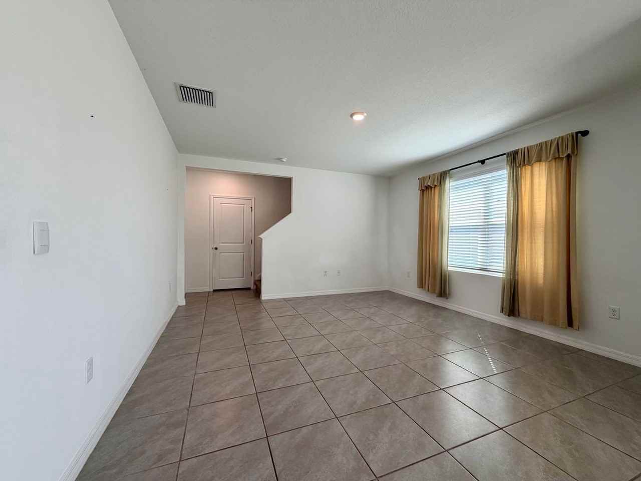 3416 Shady Sunrise Loop - Photo 4 of 36