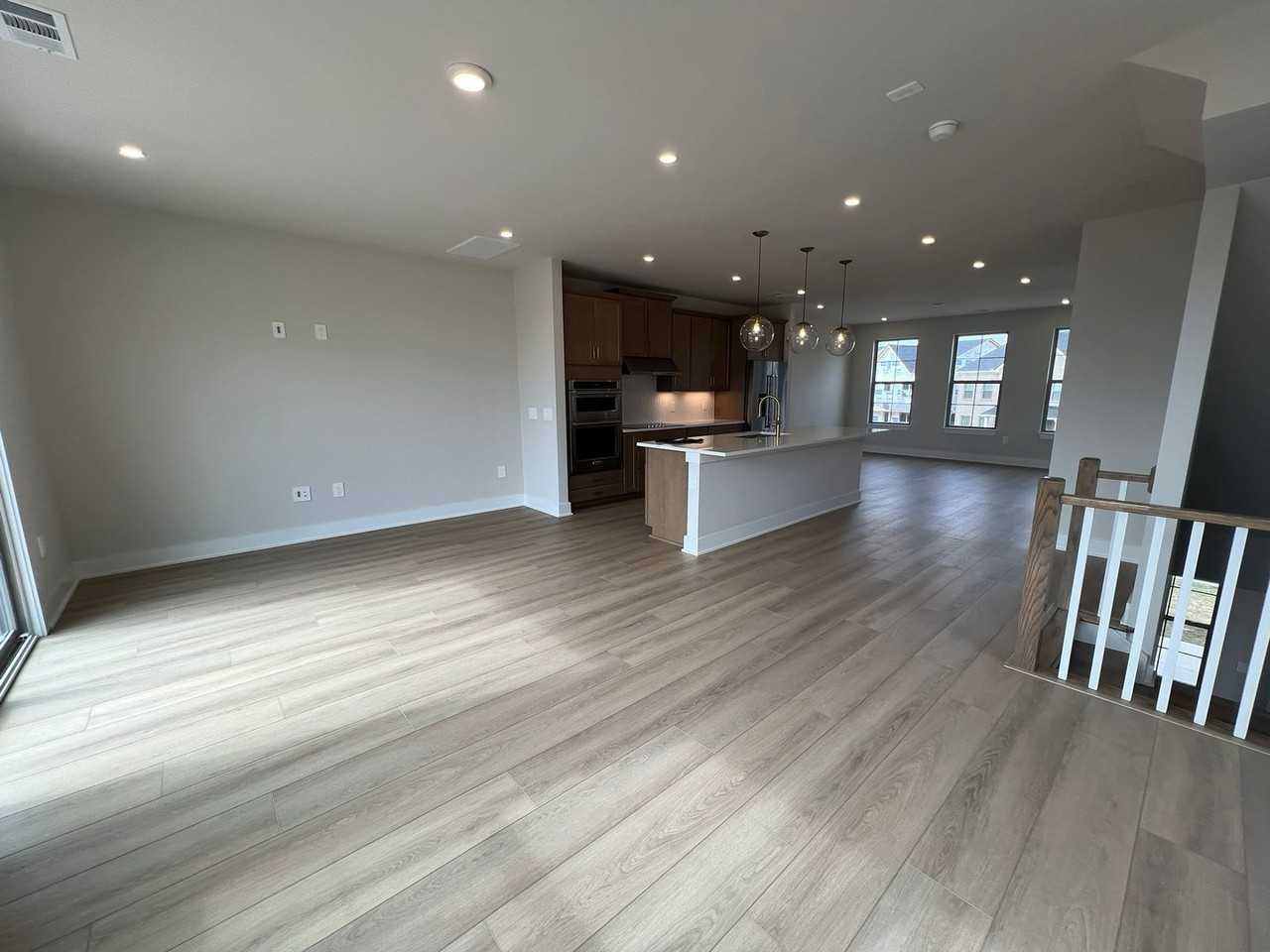 2615 Wilson Ave - Photo 5 of 26