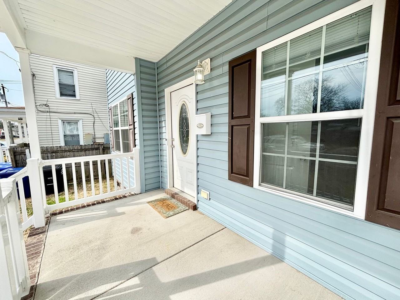 1234 Summit Ave - Photo 3 of 20