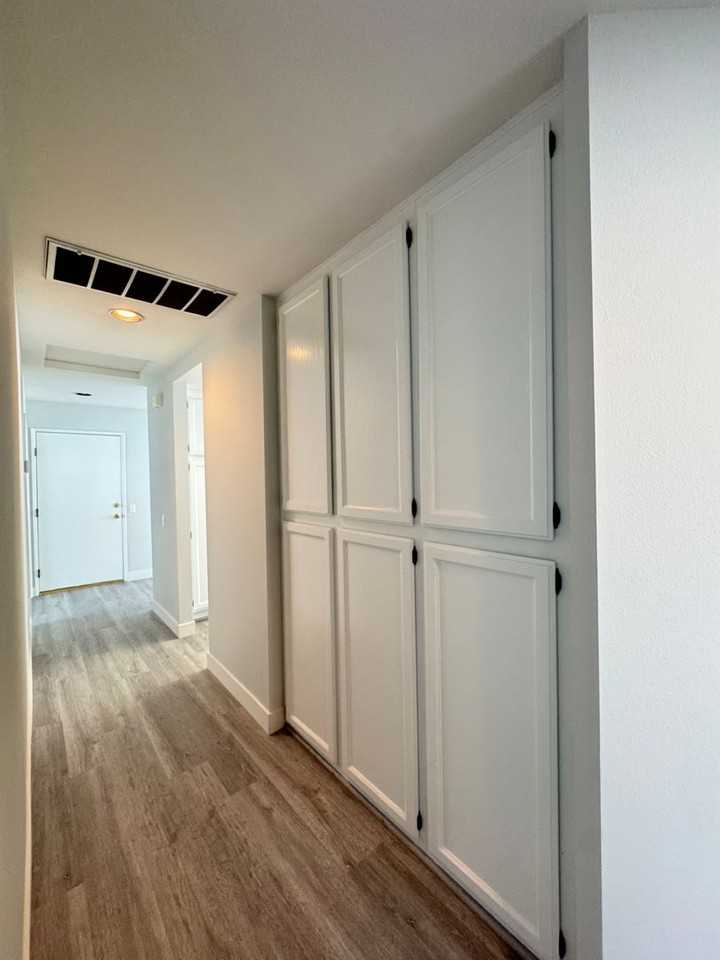 579 W Lemon Ave - Photo 7 of 27