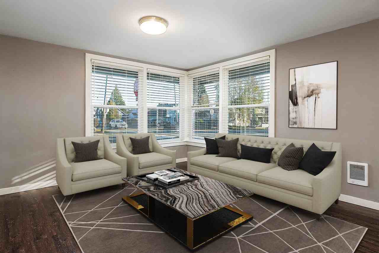 1532 Walnut St - Photo 3 of 8