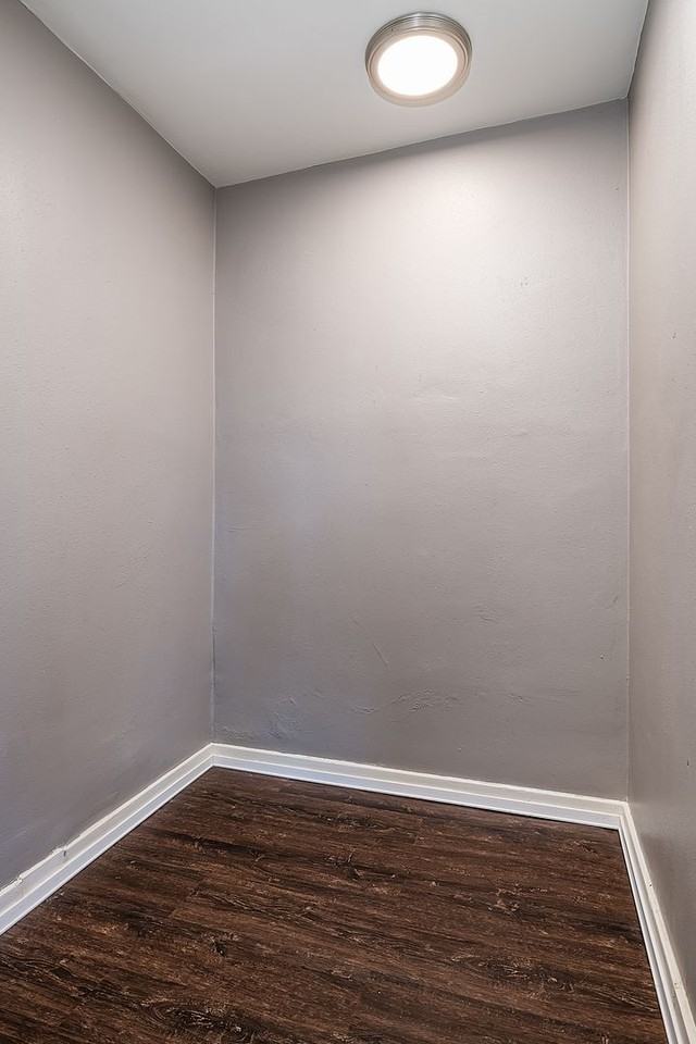 1532 Walnut St - Photo 5 of 8