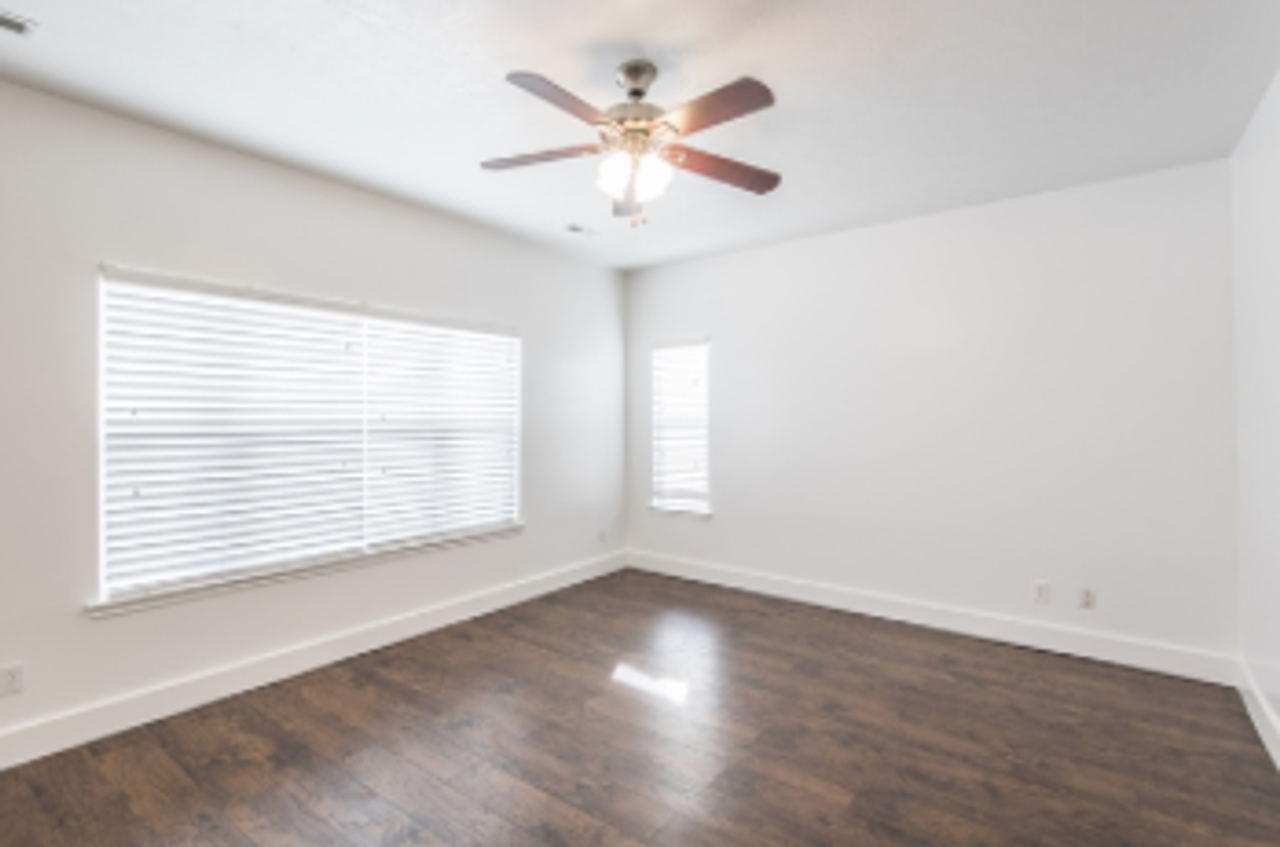 646 E 1590 S - Photo 6 of 13