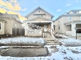 featured image of 915 Rivermet Ave