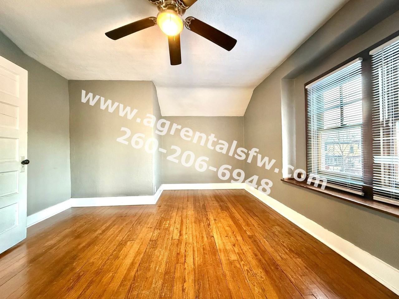 915 Rivermet Ave - Photo 2 of 14