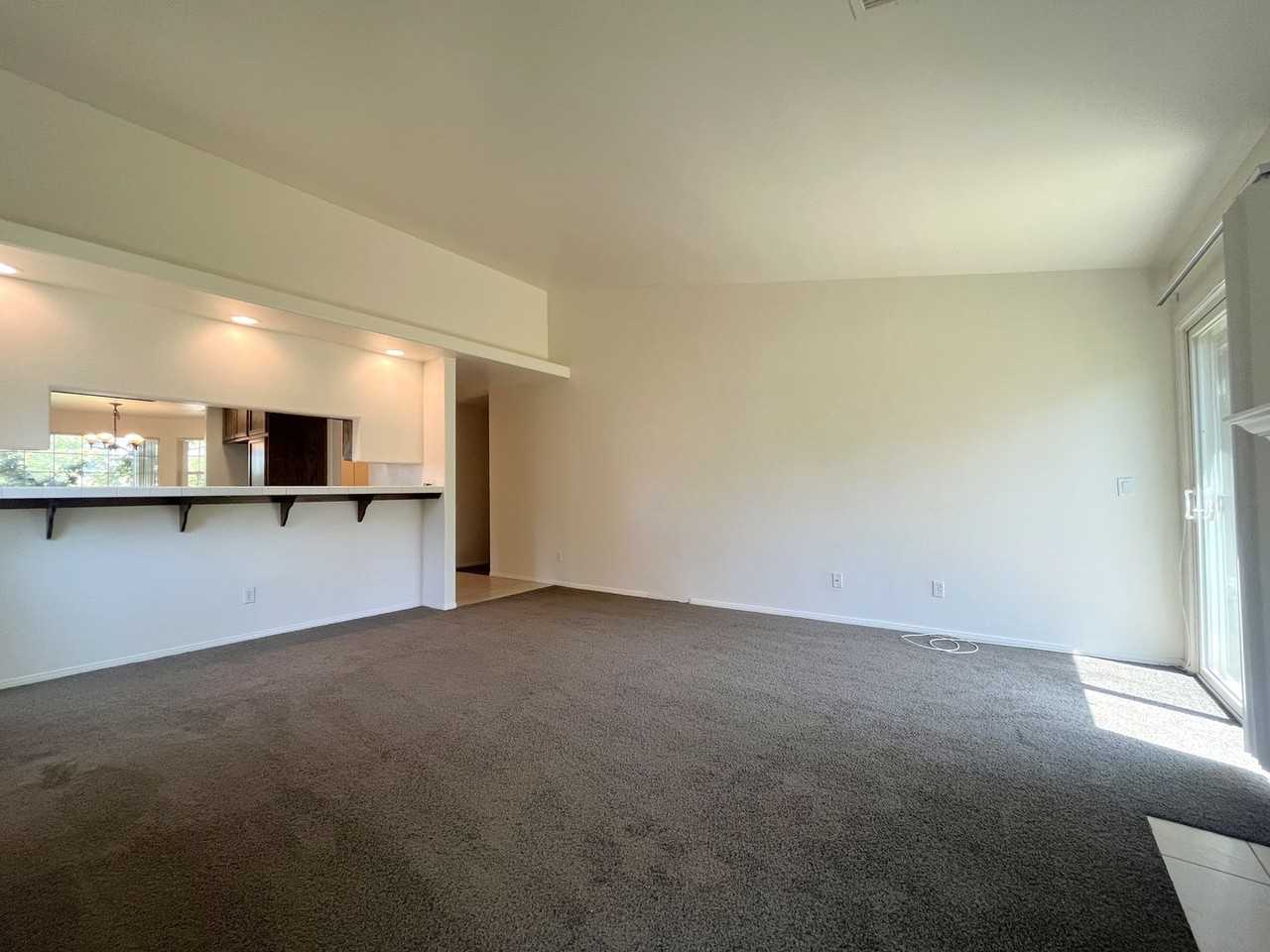 860 Maple Ave - Photo 6 of 21