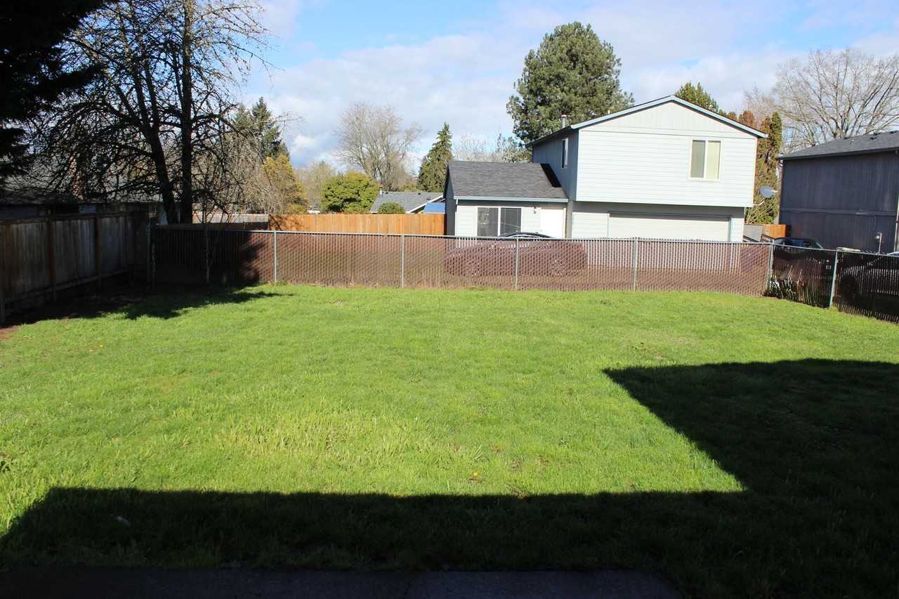 20085 Sw Jann Pl - Photo 3 of 16