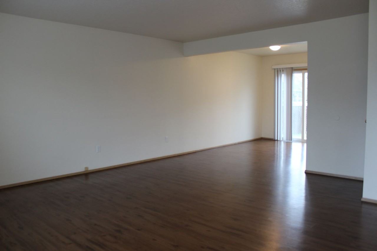 33014 Nw Meersburg St ##St. - Photo 2 of 15