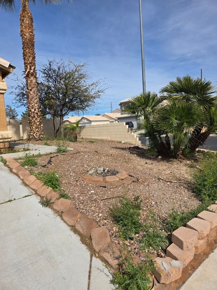 5784 Akron Ct - Photo 2 of 28