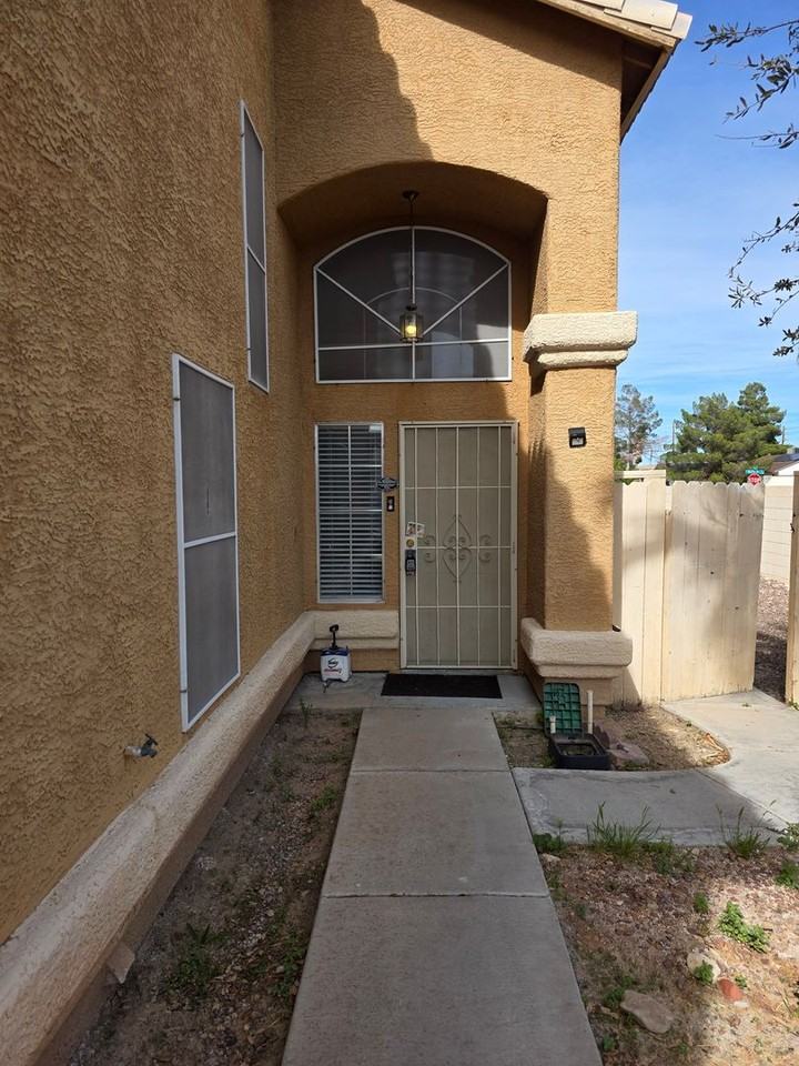 5784 Akron Ct - Photo 3 of 28