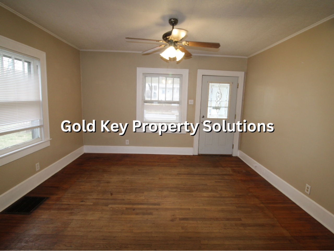 1514 W 4th St - Photo 6 of 19