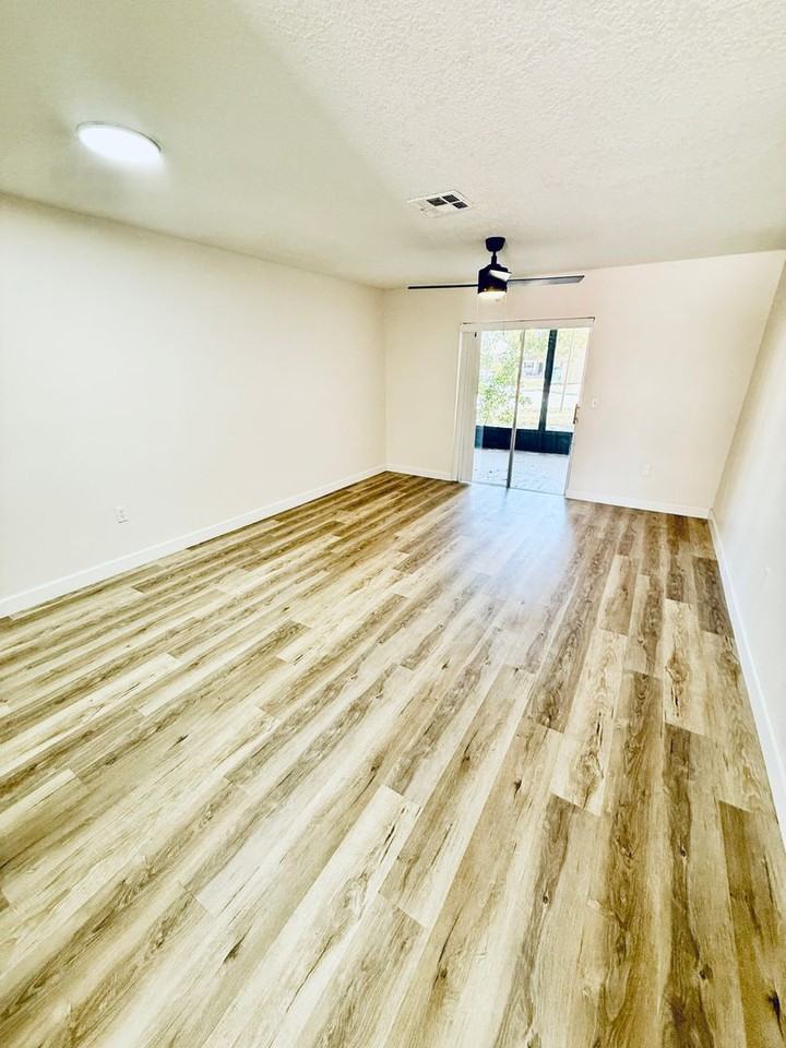 1514 Clearlake Rd #76 - Photo 6 of 23