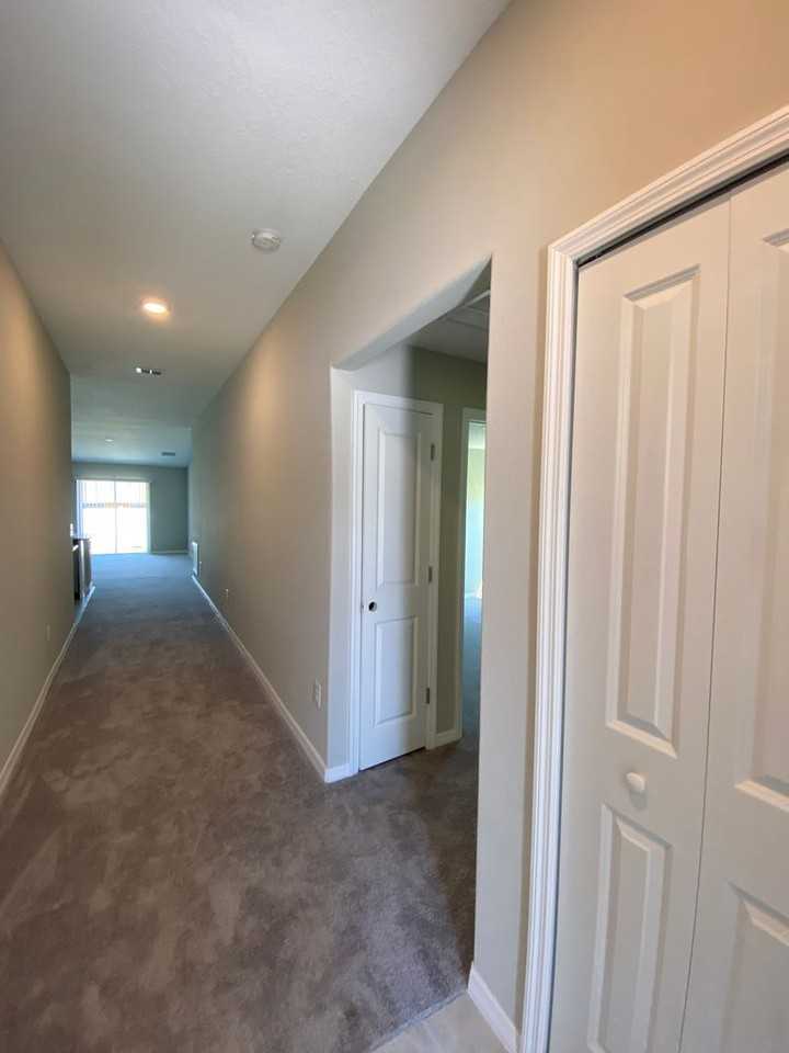 12213 Se 100th Ave - Photo 4 of 29