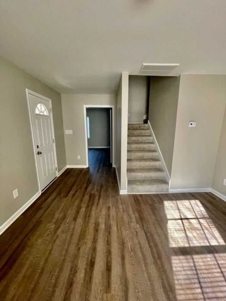 424 Childs St - Photo 4 of 13