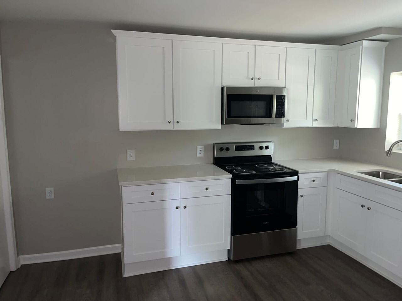 424 Childs St - Photo 5 of 13