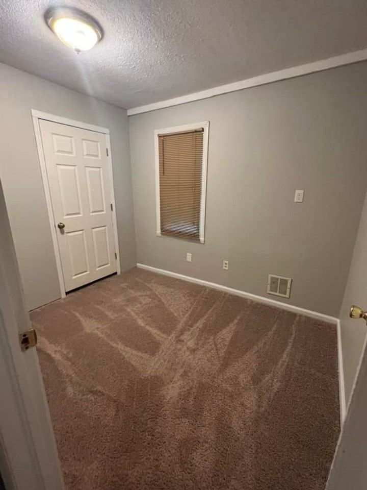 833 Independence Ave - Photo 2 of 11