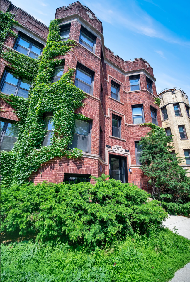 922 W George St - Photo 6 of 7