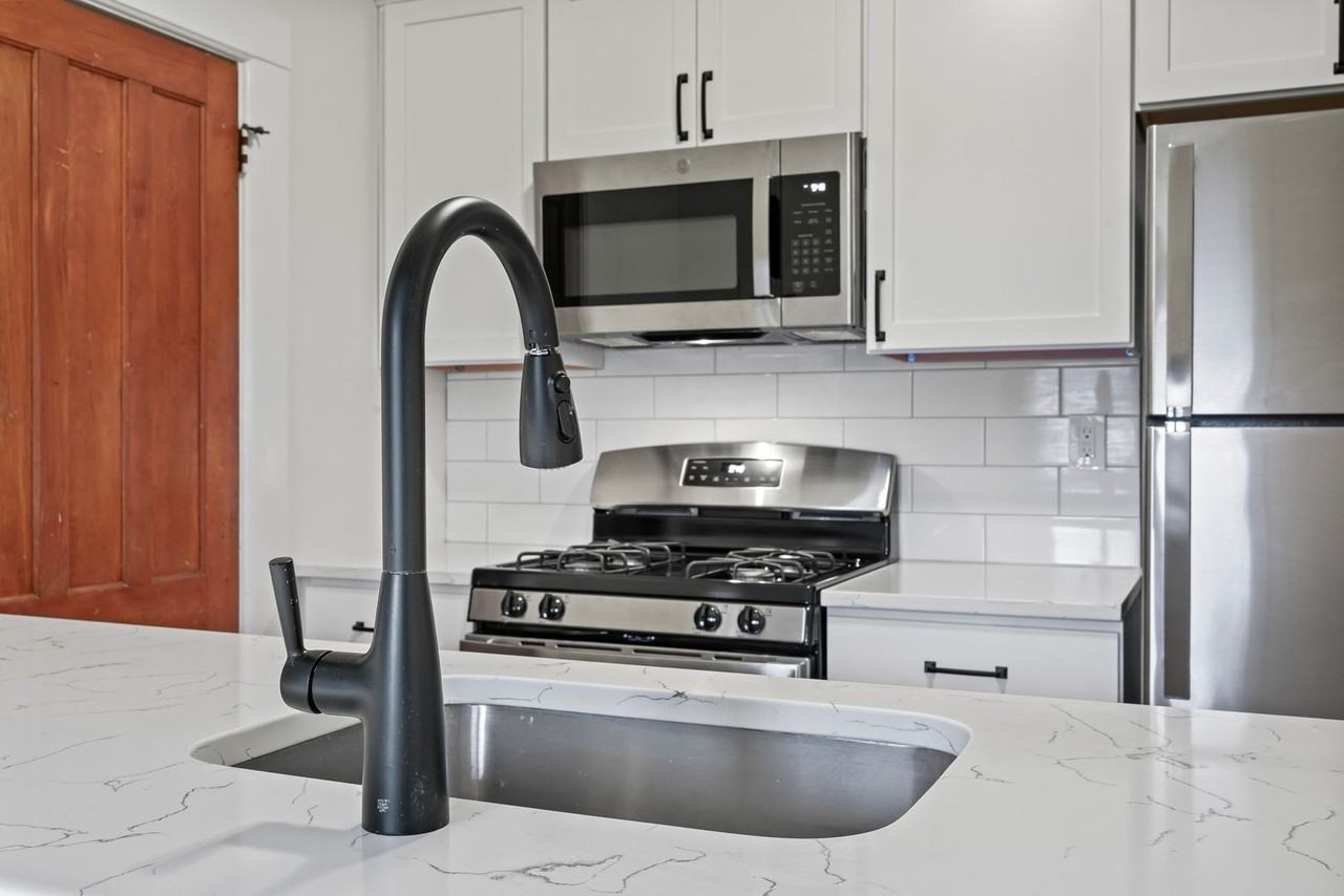 Franklin - Photo 4 of 20