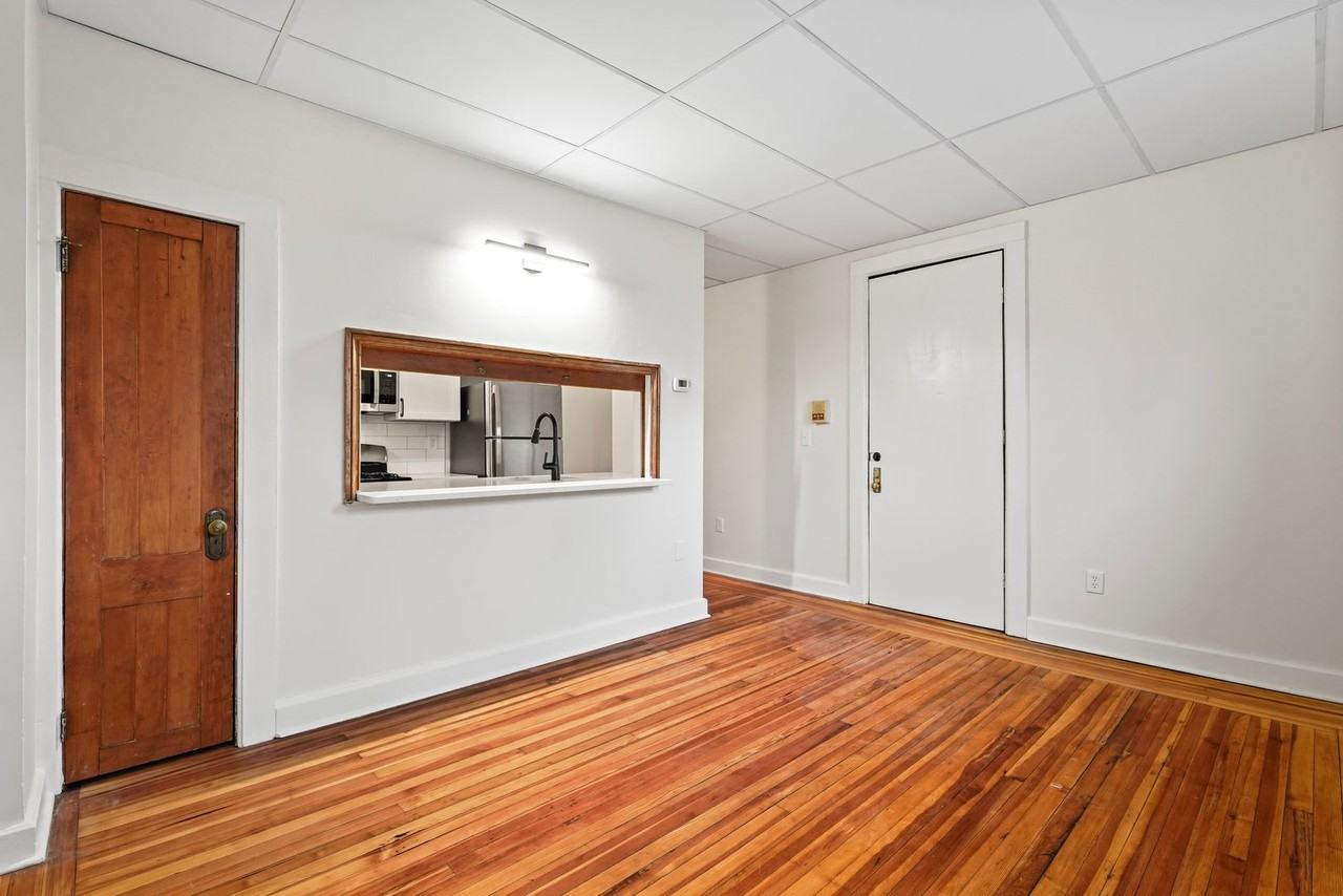 Franklin - Photo 5 of 20